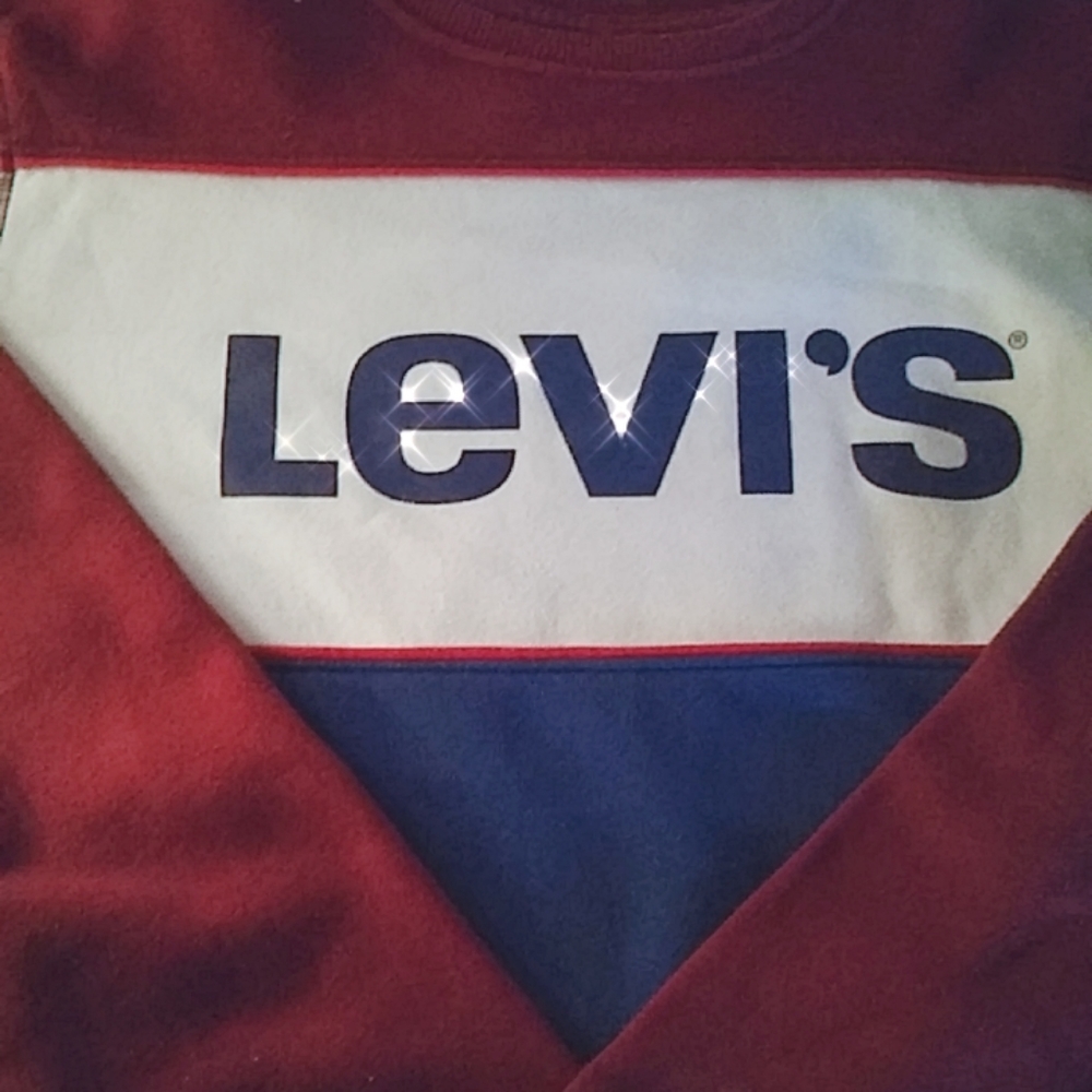 🌹Levi's sweater🌹
